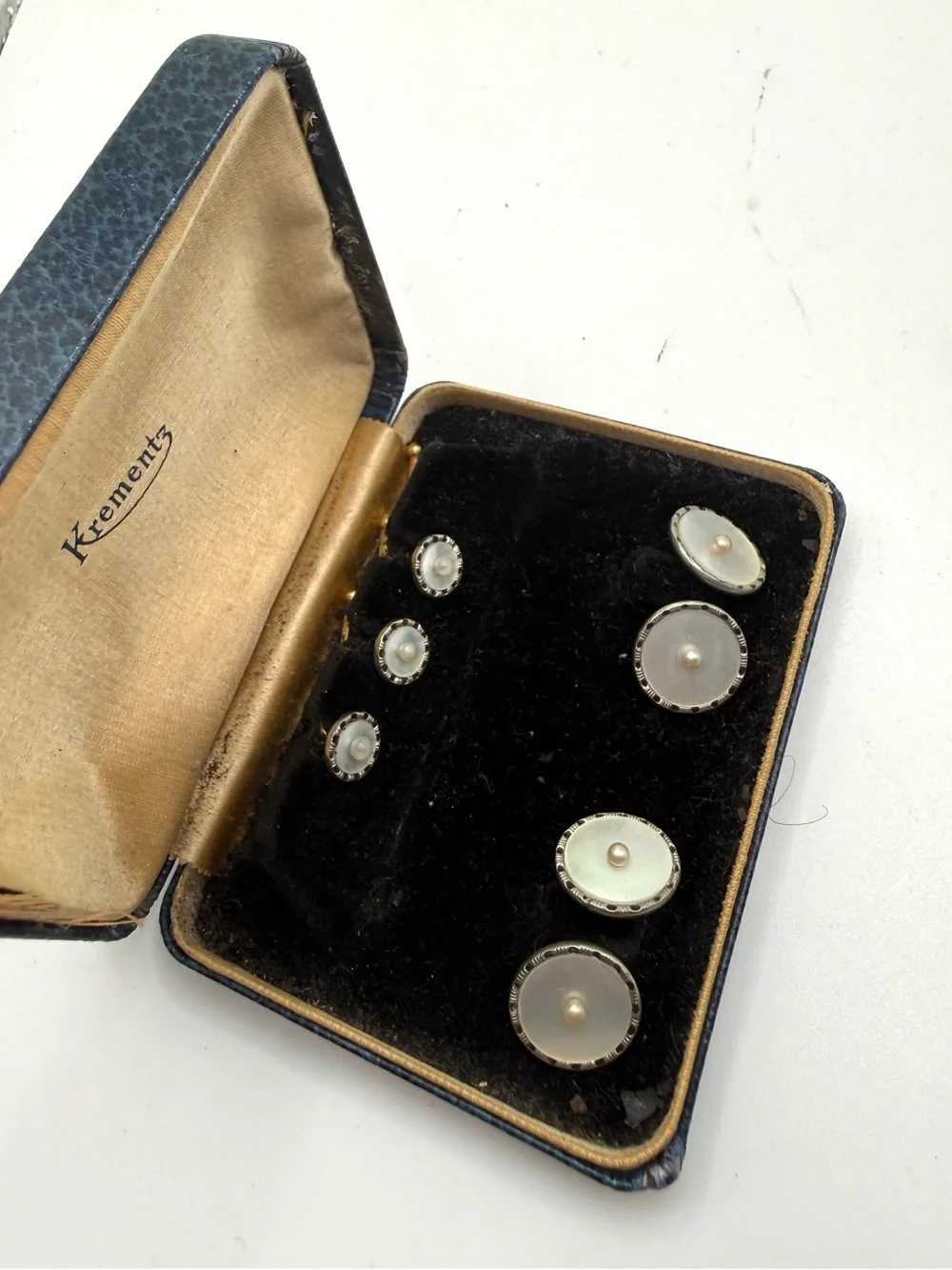 Antique Platinum Clad Mother of Pearl and Pearl Cufflink & Stud Set - White